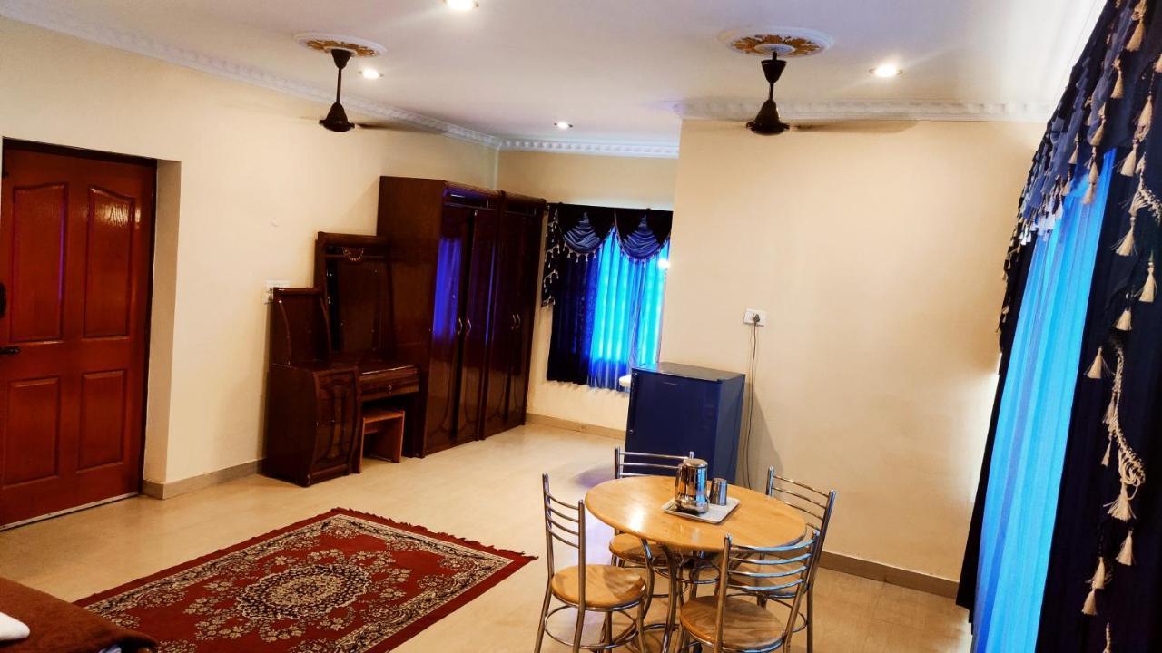 Hotel Supreme Ac Rameshwaram Exterior photo